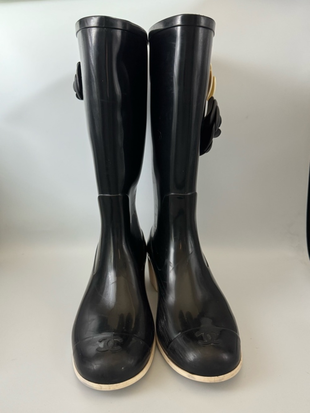 CHANEL Black Rain Boots with Cream & Black Camellia Flowers - Picture 2 of 7
